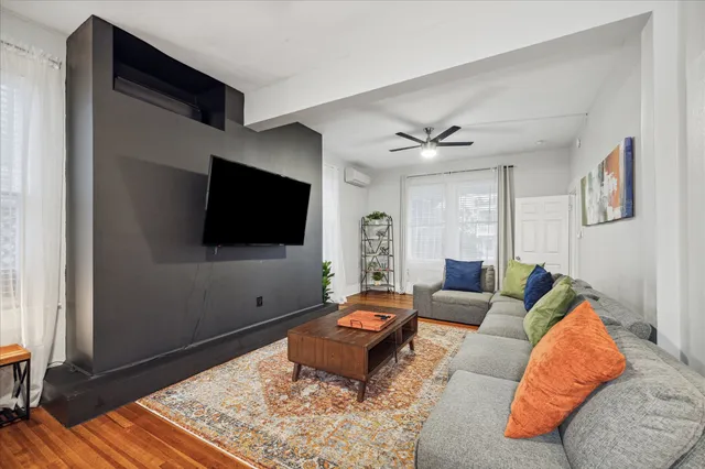 $675,000 | 1607 Avenue L, Galveston, TX 77550