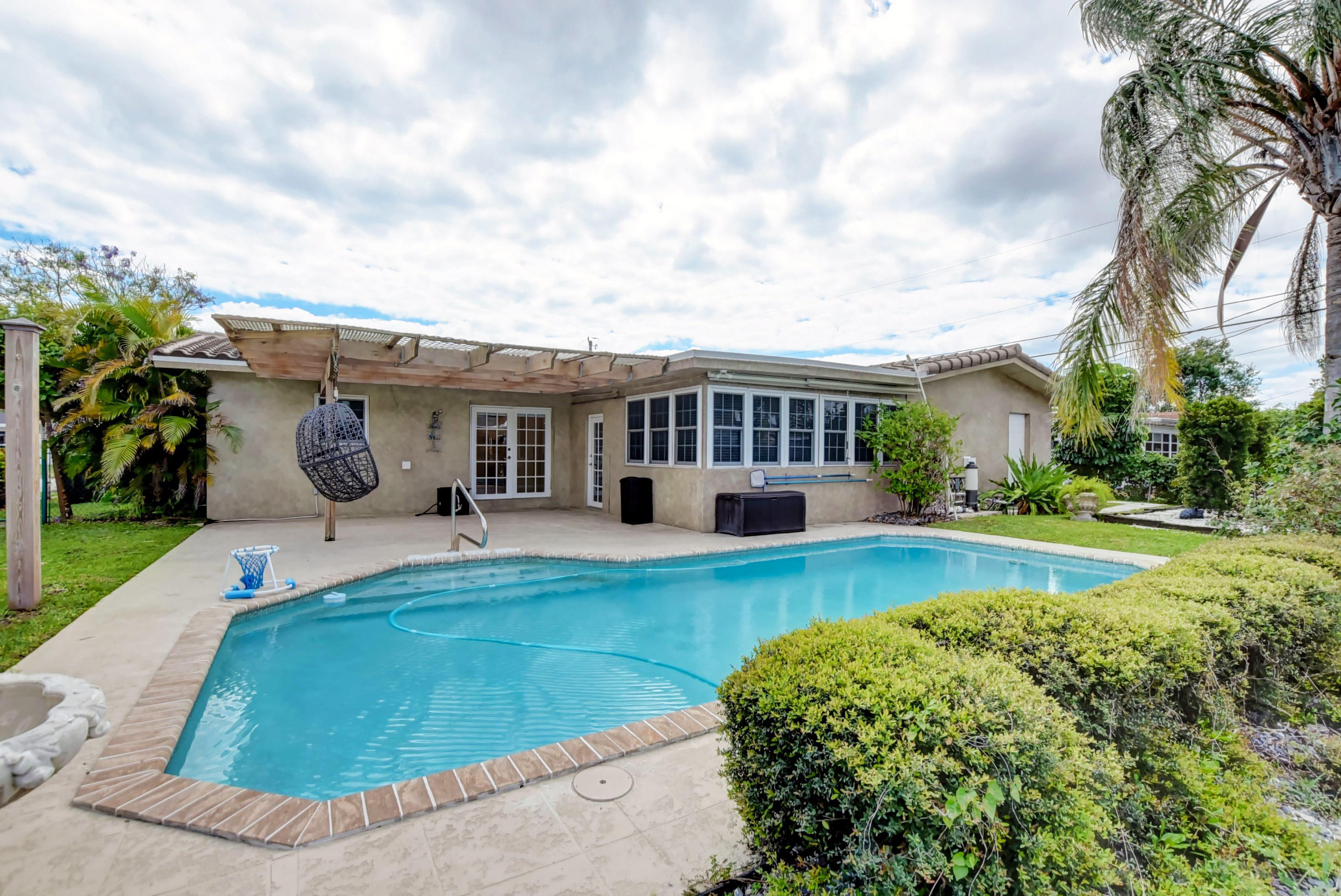 27 Southwest 9th Avenue Boca Raton, FL 33486 - Photo 36 of 55 Rear view of the property
