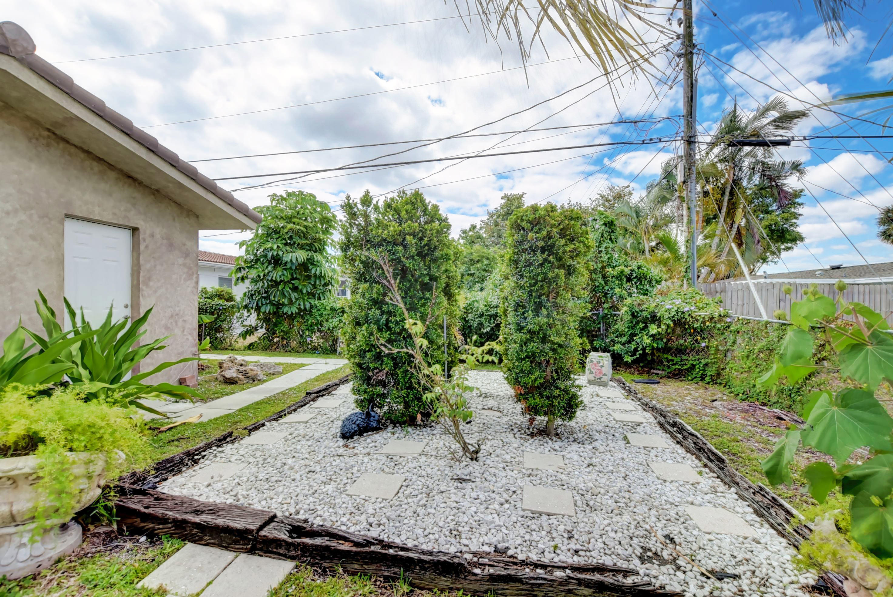 27 Southwest 9th Avenue Boca Raton, FL 33486 - Photo 38 of 55 Garden