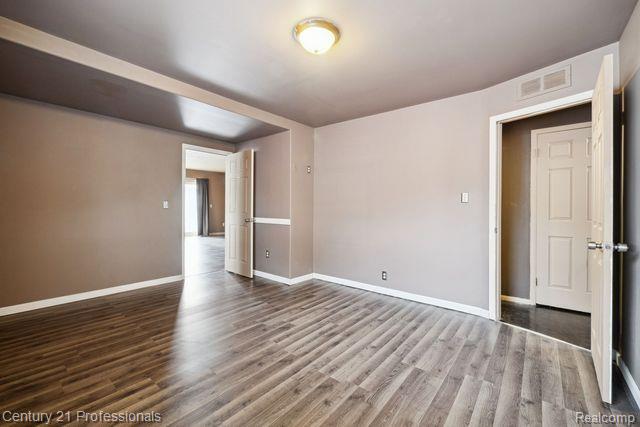 47324 Roland Street Utica, MI 48317 - Photo 29 of 34