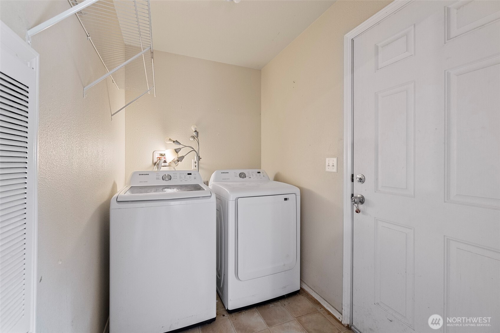 164 East Sleeper Road Oak Harbor, WA 98277 - Photo 16 of 23 Gallery Image 16