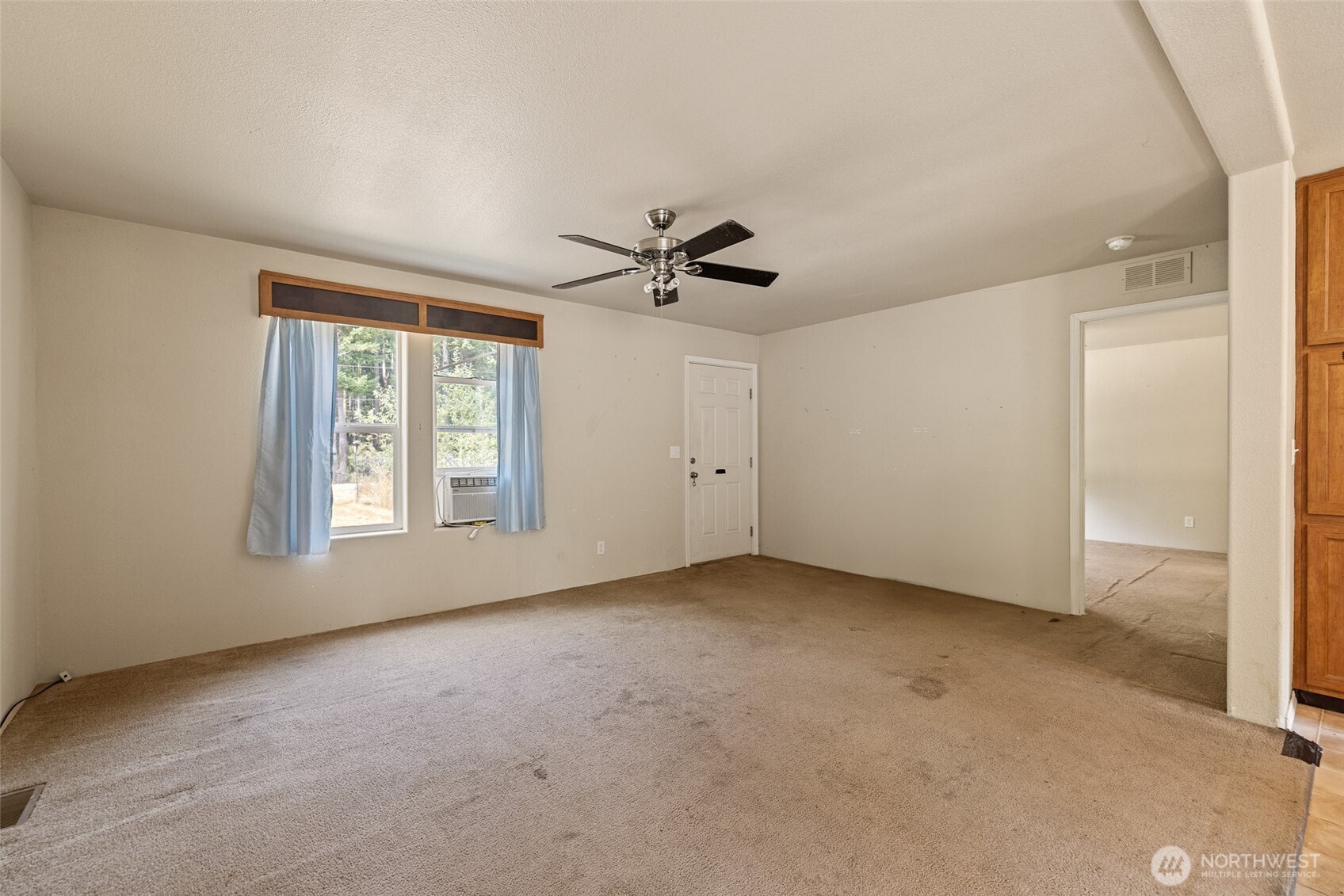 164 East Sleeper Road Oak Harbor, WA 98277 - Photo 6 of 23 Gallery Image 6