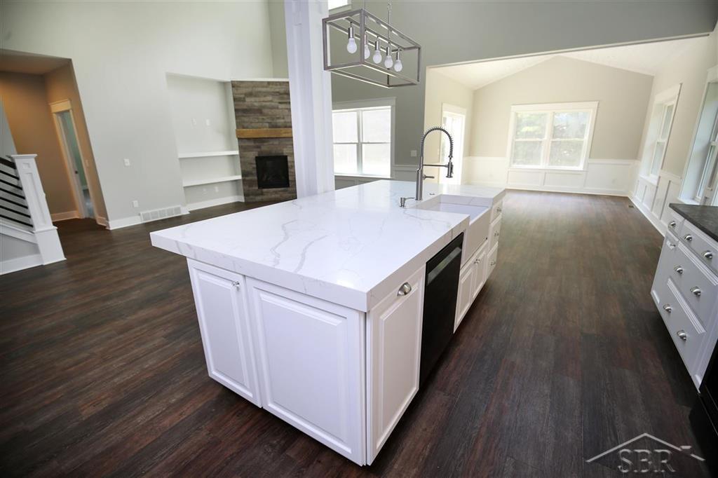 2075 North 5 Mile Road Sanford, MI 48657 - Photo 19 of 66