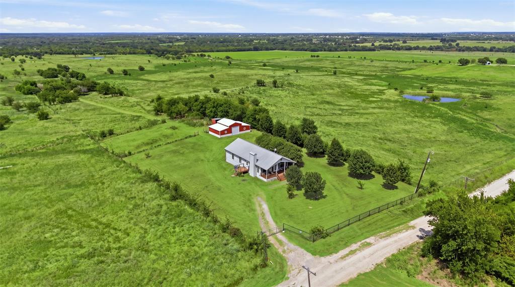 459 Frog Pond Road Sherman, TX 75092 - Photo 10 of 30 Gallery Image 10