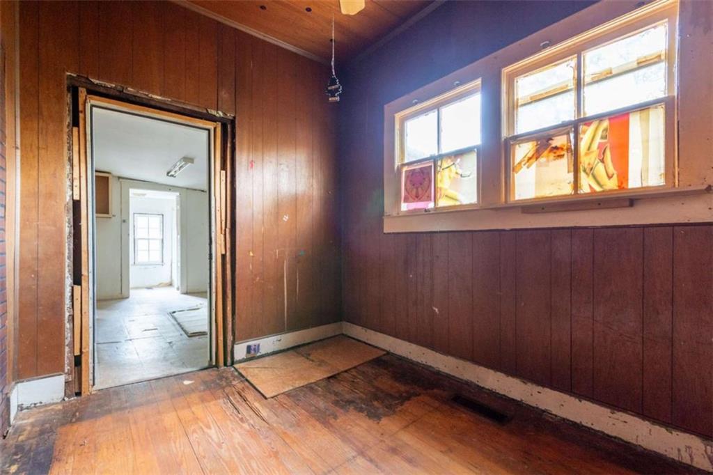 1829 Williams Avenue East Point, GA 30344 - Photo 17 of 21 a view of an empty room and bathroom