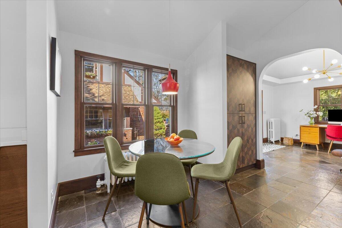 2656 Burnham Road Royal Oak, MI 48073 - Photo 24 of 63 eat in nook