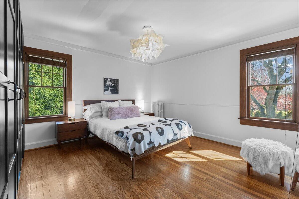 2656 Burnham Road Royal Oak, MI 48073 - Photo 29 of 63 master bed (1)