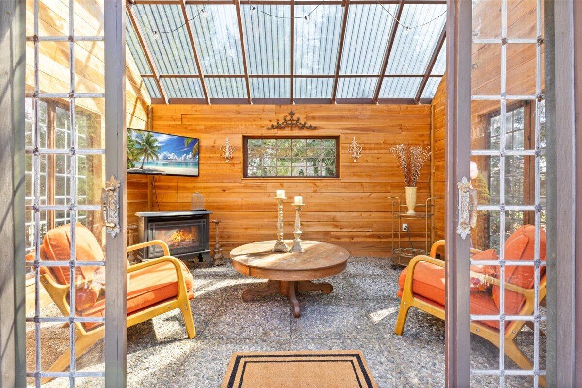 2656 Burnham Road Royal Oak, MI 48073 - Photo 48 of 63 she shed with gas fireplace