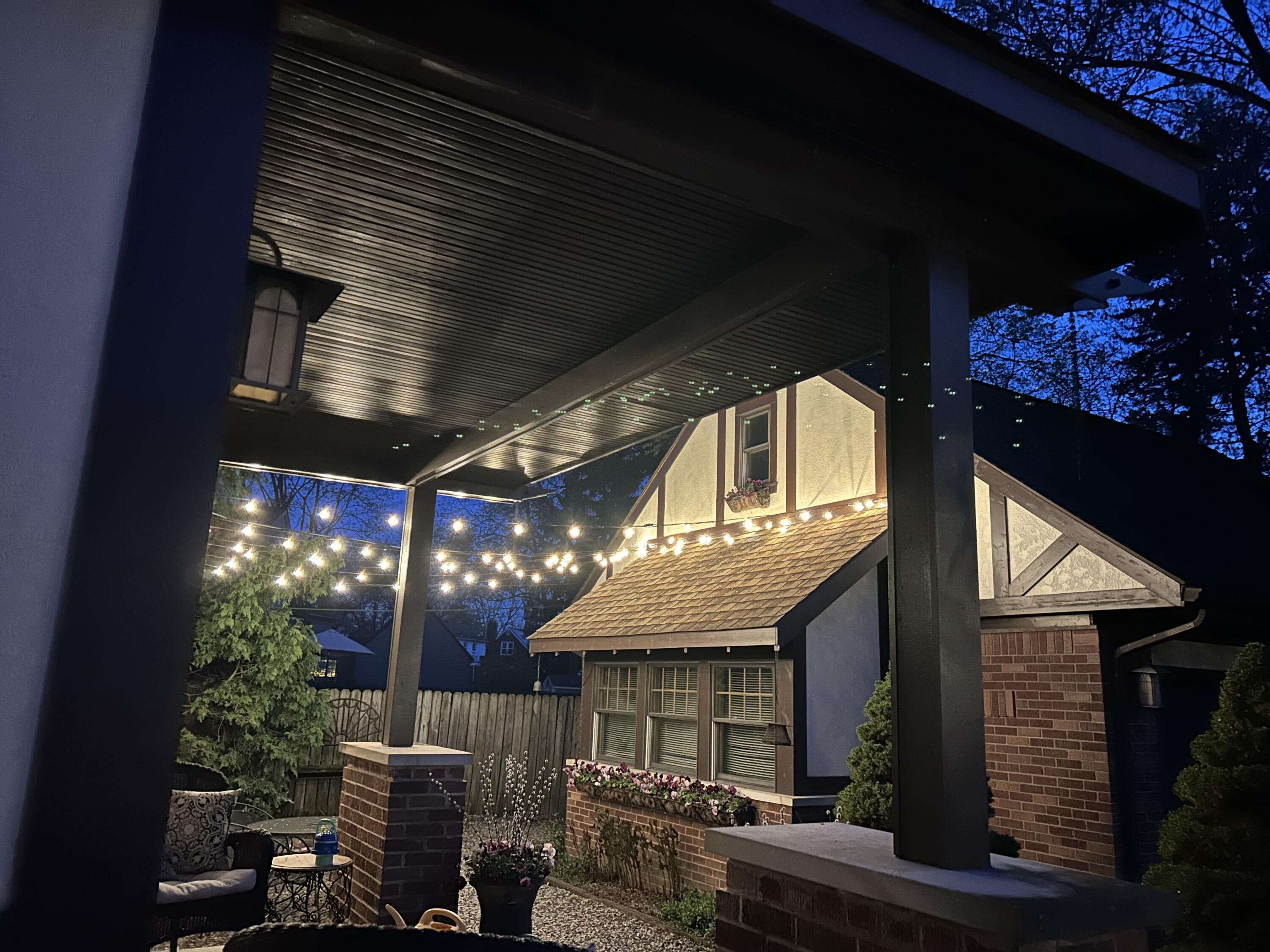 2656 Burnham Road Royal Oak, MI 48073 - Photo 54 of 63 great lighting