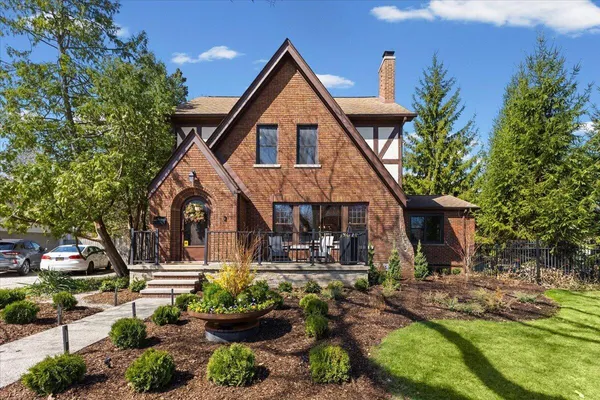 $850,000 | 2656 Burnham Road, Royal Oak, MI 48073