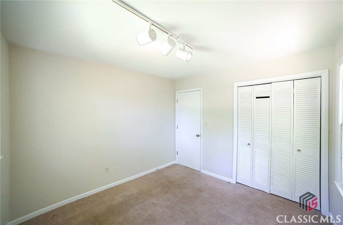 350 Huntington Road Athens, GA 30606 - Photo 23 of 38
