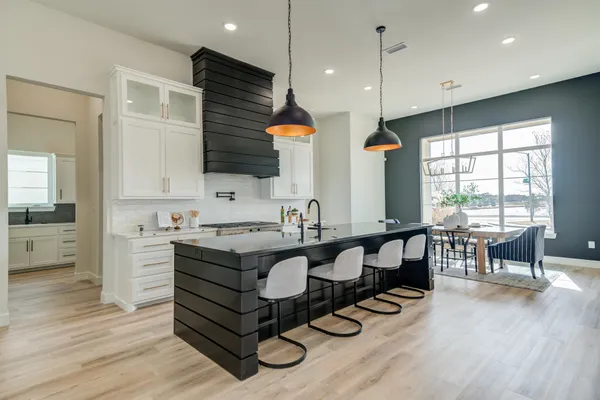 $1,209,000 | 3902 148th Street, Lubbock, TX 79423