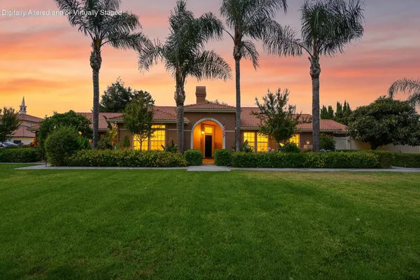 $875,000 | 1818 West Prosperity Avenue, Tulare, CA 93274