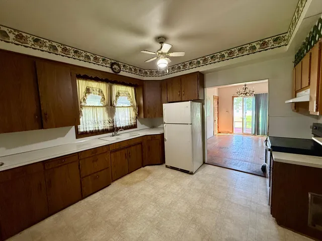 $249,000 | 43199 County Road 112, Sauk Centre, MN 56378