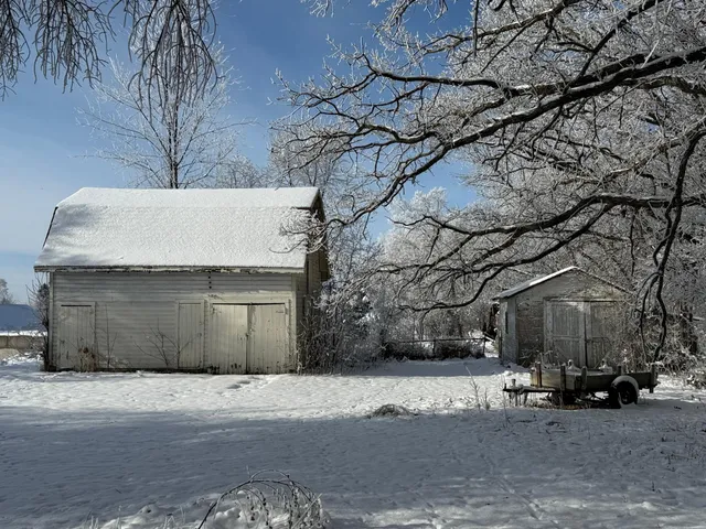 $249,000 | 43199 County Road 112, Sauk Centre, MN 56378