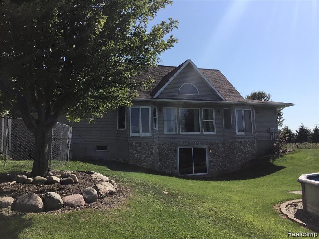 5411 Knoll Road Capac, MI 48014 - Photo 2 of 44 GetMedia (2).jpg
