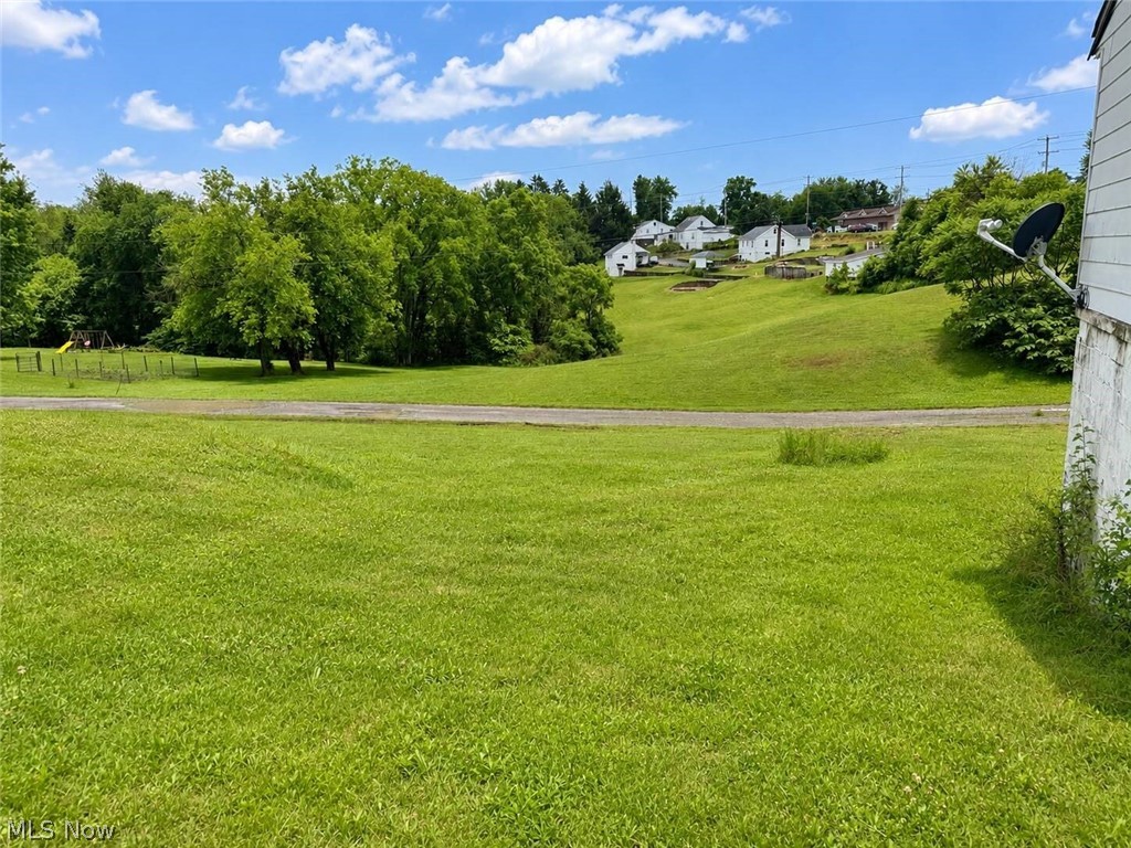 2724 Eldersville Road Follansbee, WV 26037 - Photo 4 of 5