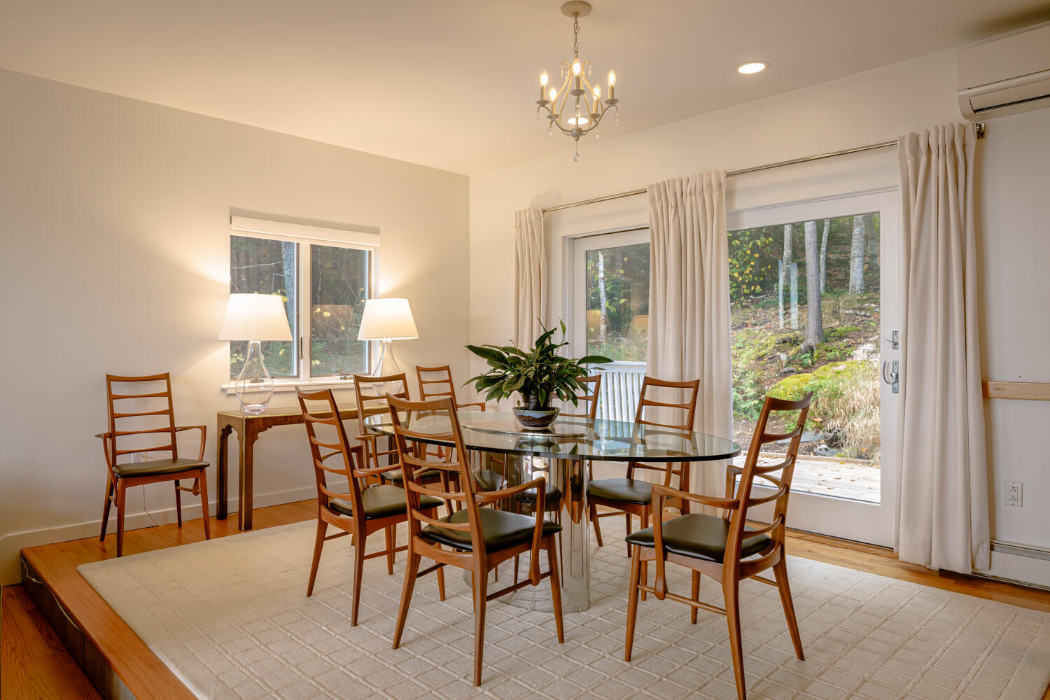 134 Sand Point Road, Unit 1 Bar Harbor, ME 04609 - Photo 6 of 51 Dining