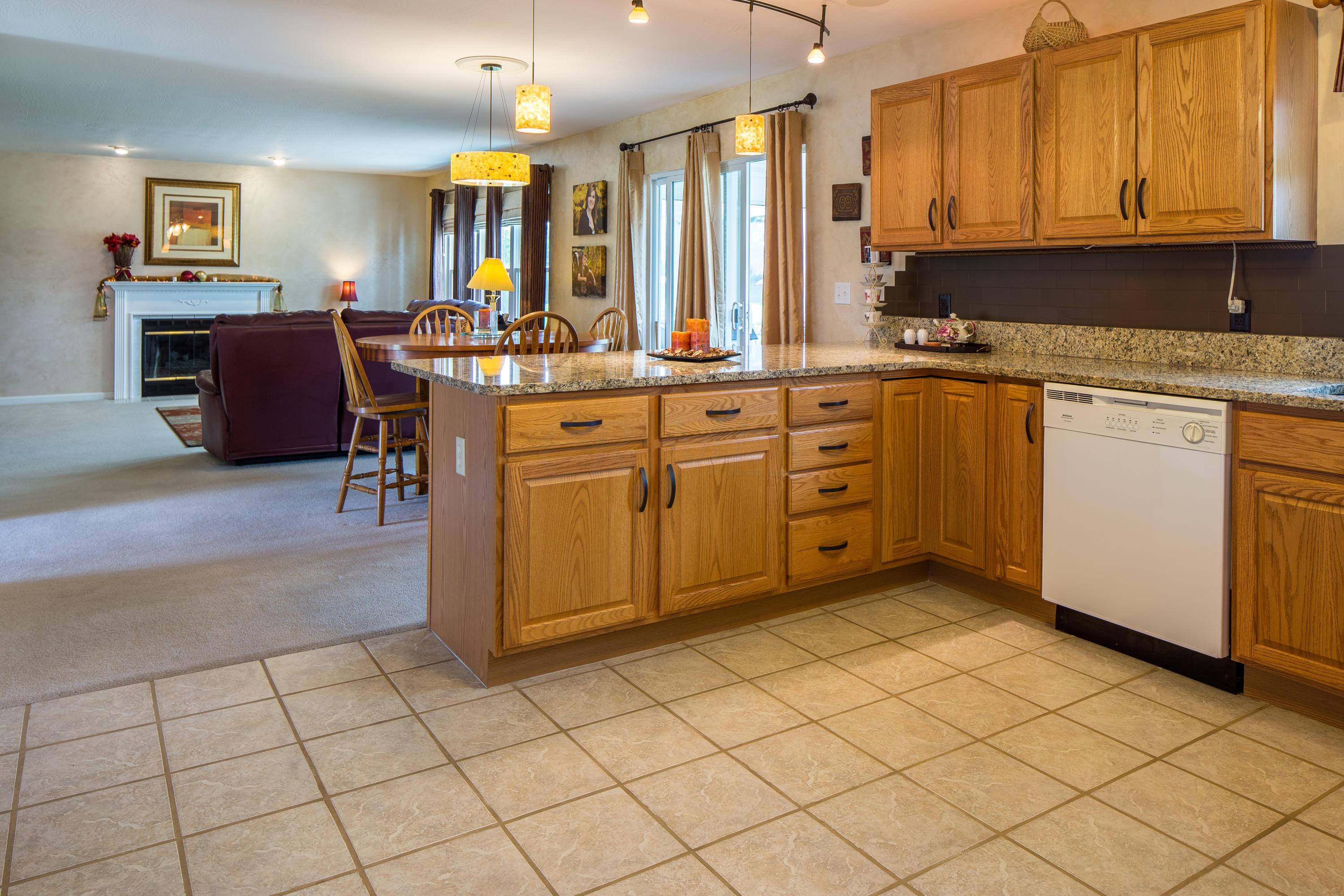 6219 Thomas Road Radnor, OH 43066 - Photo 14 of 37 Gallery Image 14