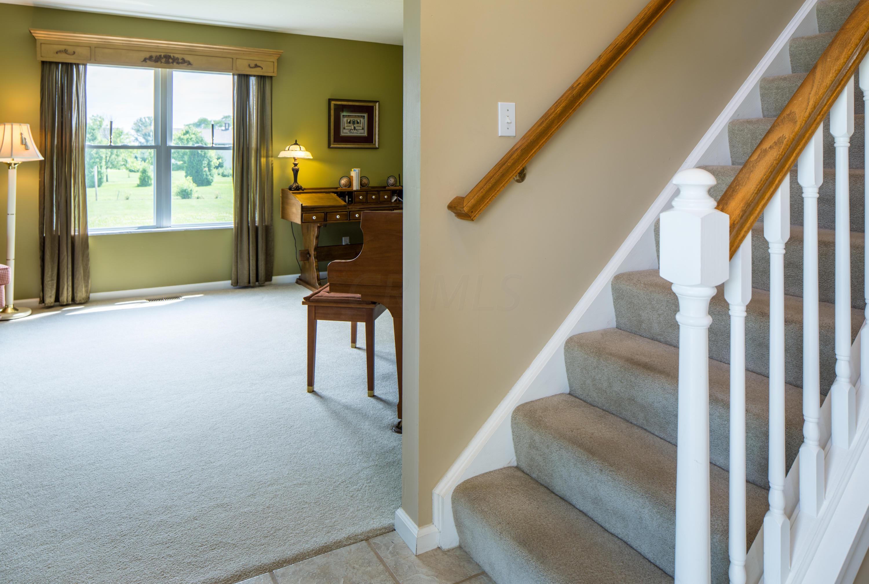 6219 Thomas Road Radnor, OH 43066 - Photo 6 of 37 Gallery Image 6