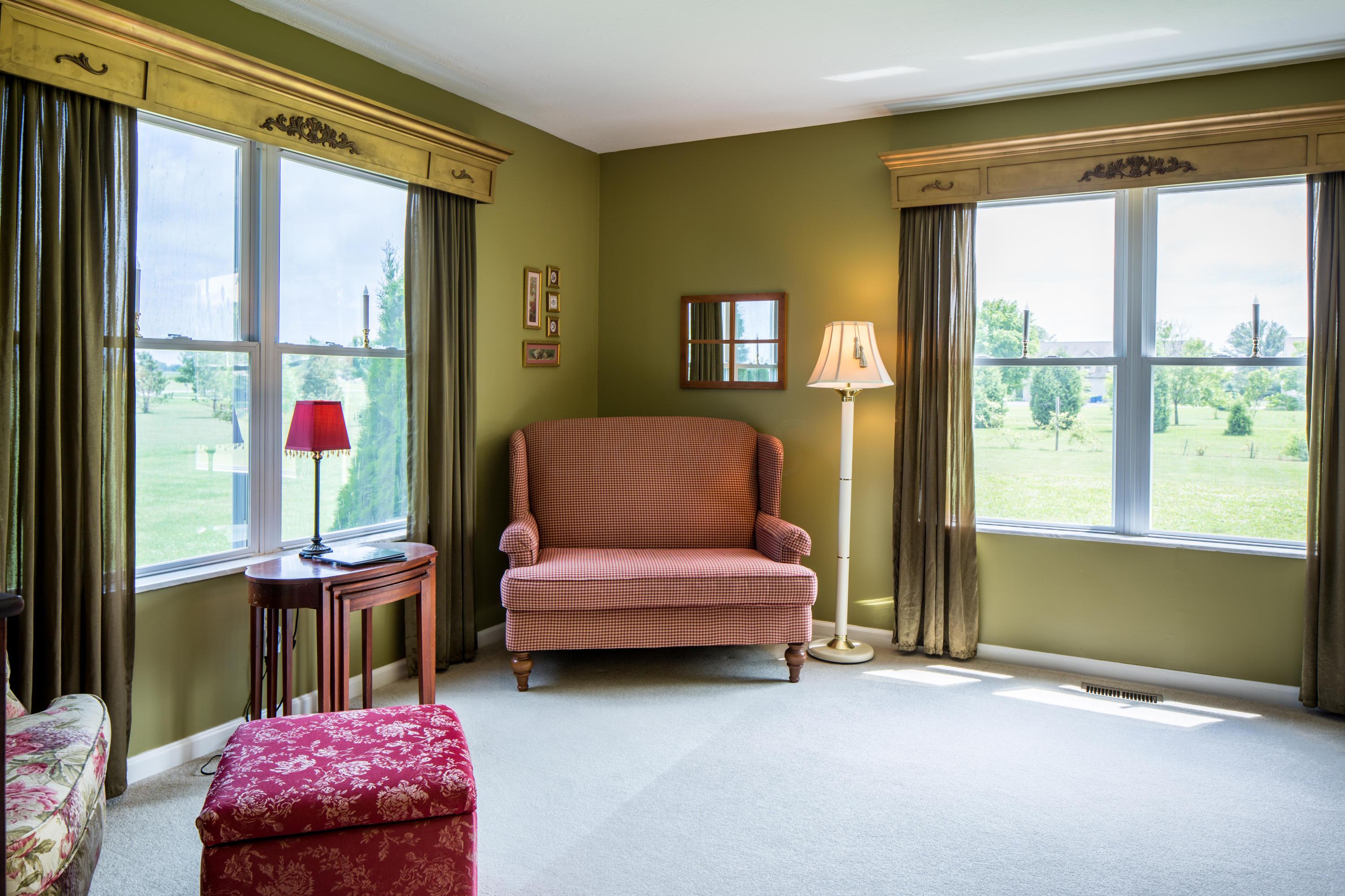 6219 Thomas Road Radnor, OH 43066 - Photo 8 of 37 Gallery Image 8
