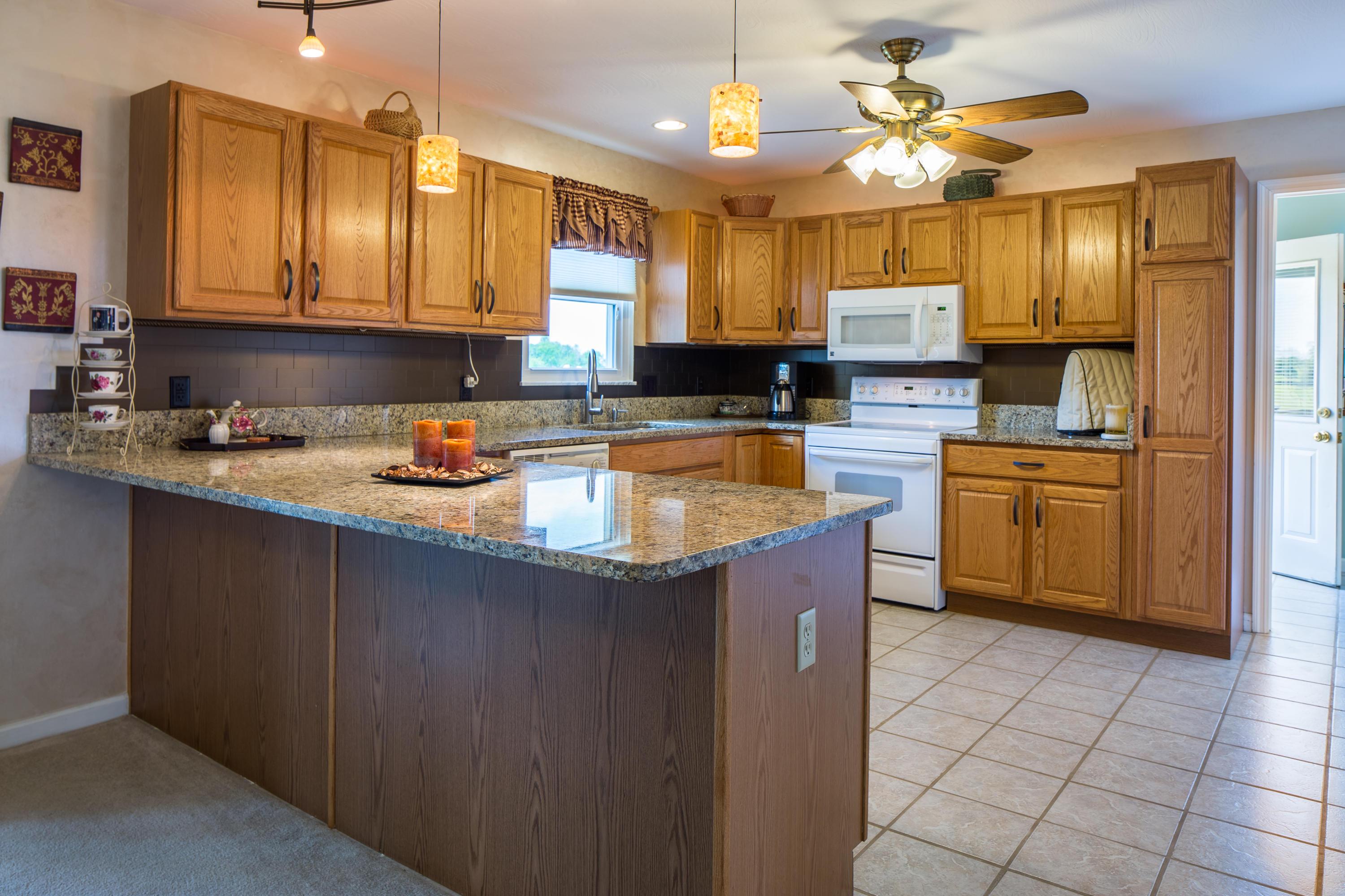 6219 Thomas Road Radnor, OH 43066 - Photo 10 of 37 Gallery Image 10