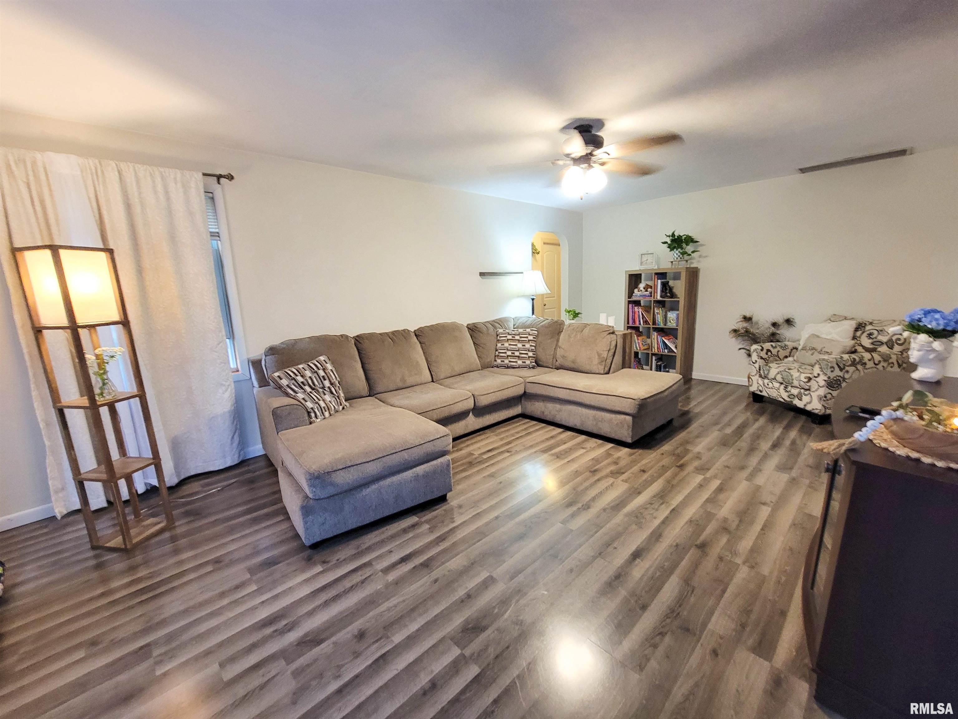 214 West 12th Street Flora, IL 62839 - Photo 19 of 62