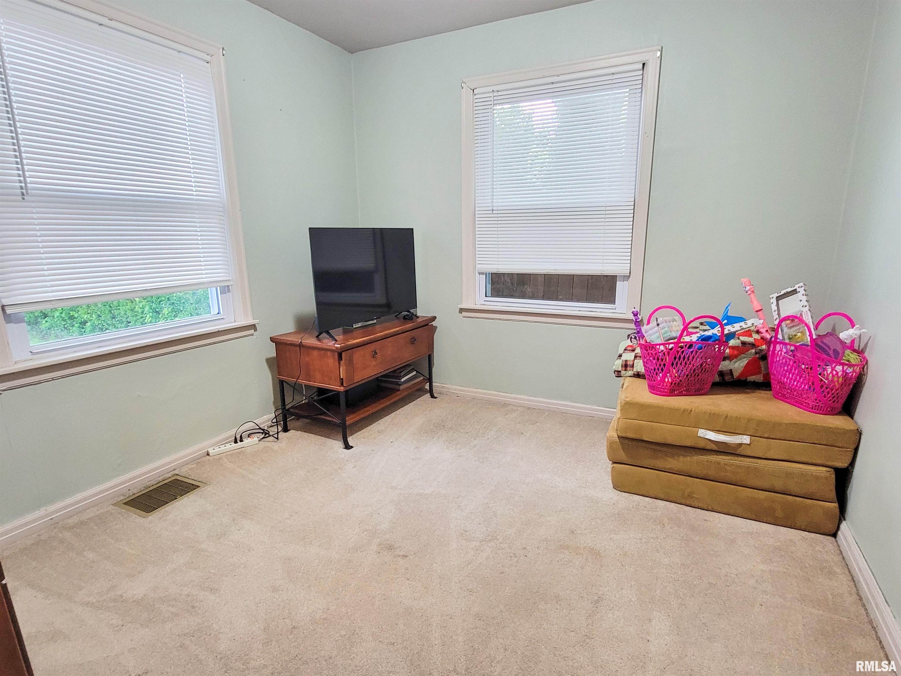 214 West 12th Street Flora, IL 62839 - Photo 42 of 62