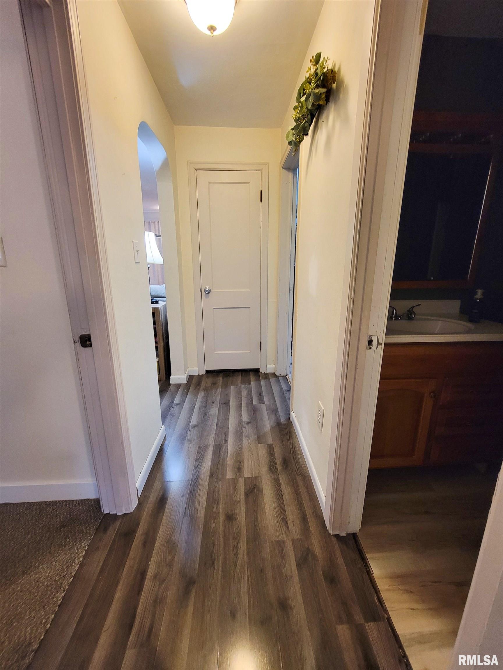 214 West 12th Street Flora, IL 62839 - Photo 44 of 62