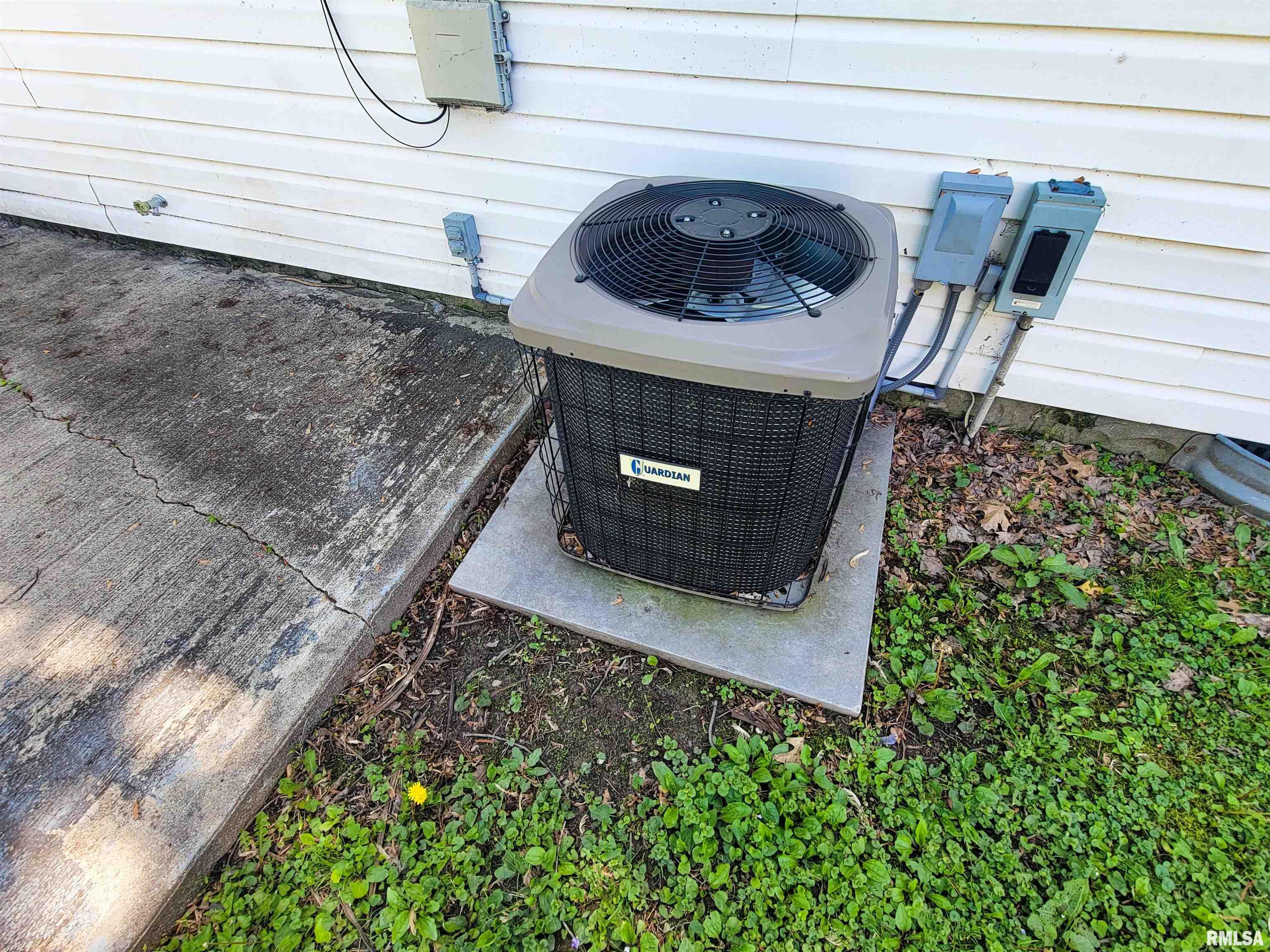 214 West 12th Street Flora, IL 62839 - Photo 59 of 62