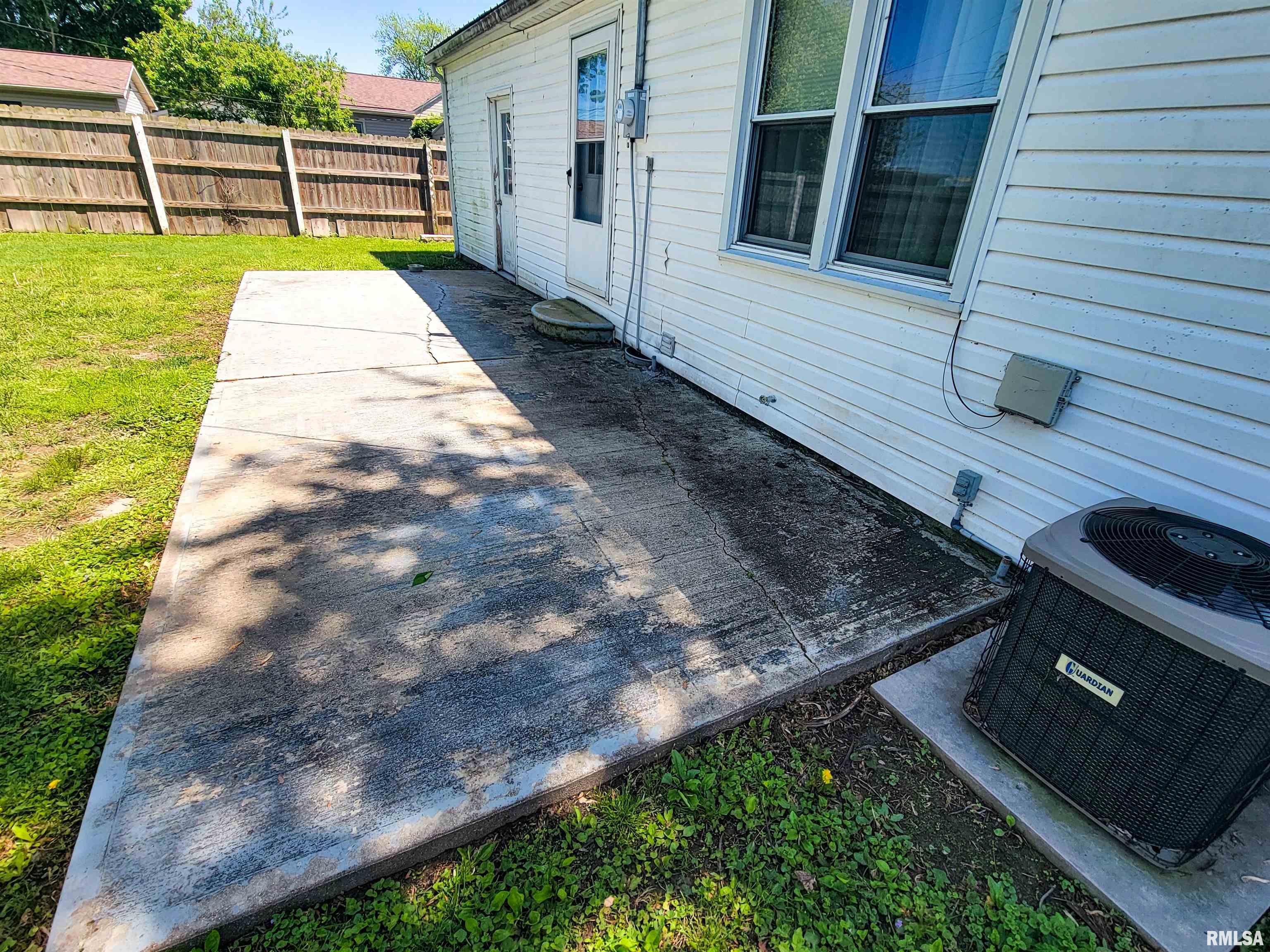 214 West 12th Street Flora, IL 62839 - Photo 60 of 62