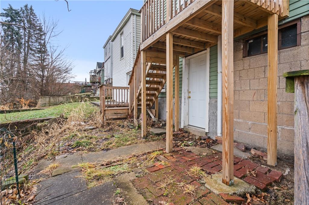 200 Moye Place Pittsburgh, PA 15210 - Photo 28 of 36