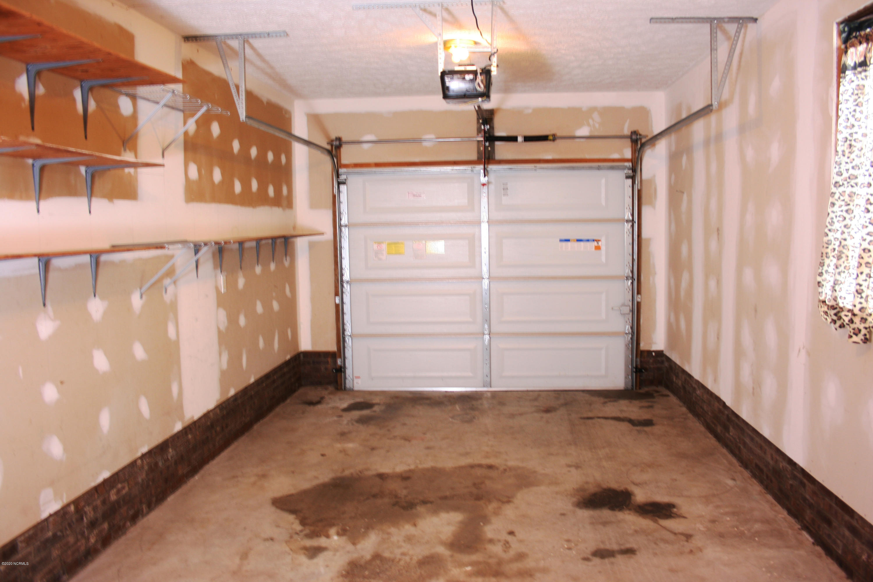 237 Bountiful Lane Castle Hayne, NC 28429 - Photo 15 of 19 14 Bountiful Ln Garage