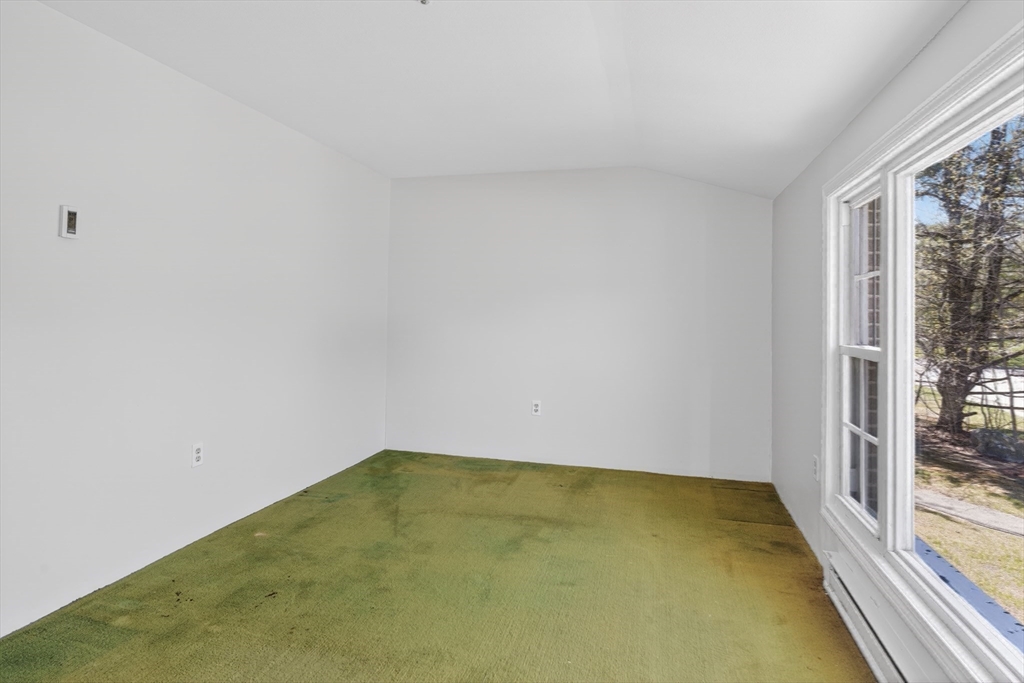 15 Cannongate Road, Unit 34 Tyngsborough, MA 01879 - Photo 13 of 26