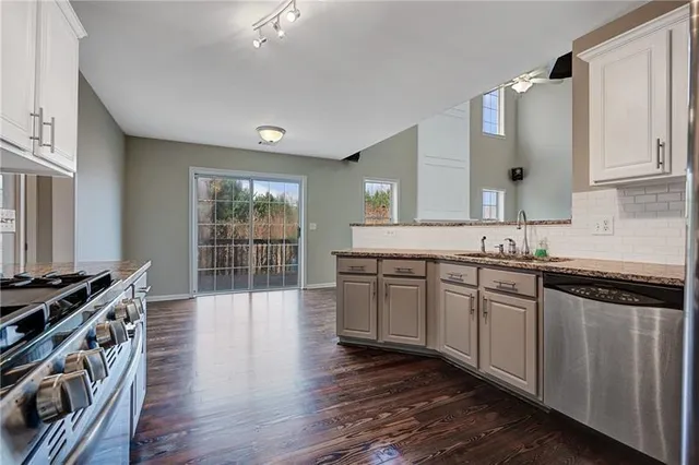 $3,400 | 1620 Grand Junction, Alpharetta, GA 30004