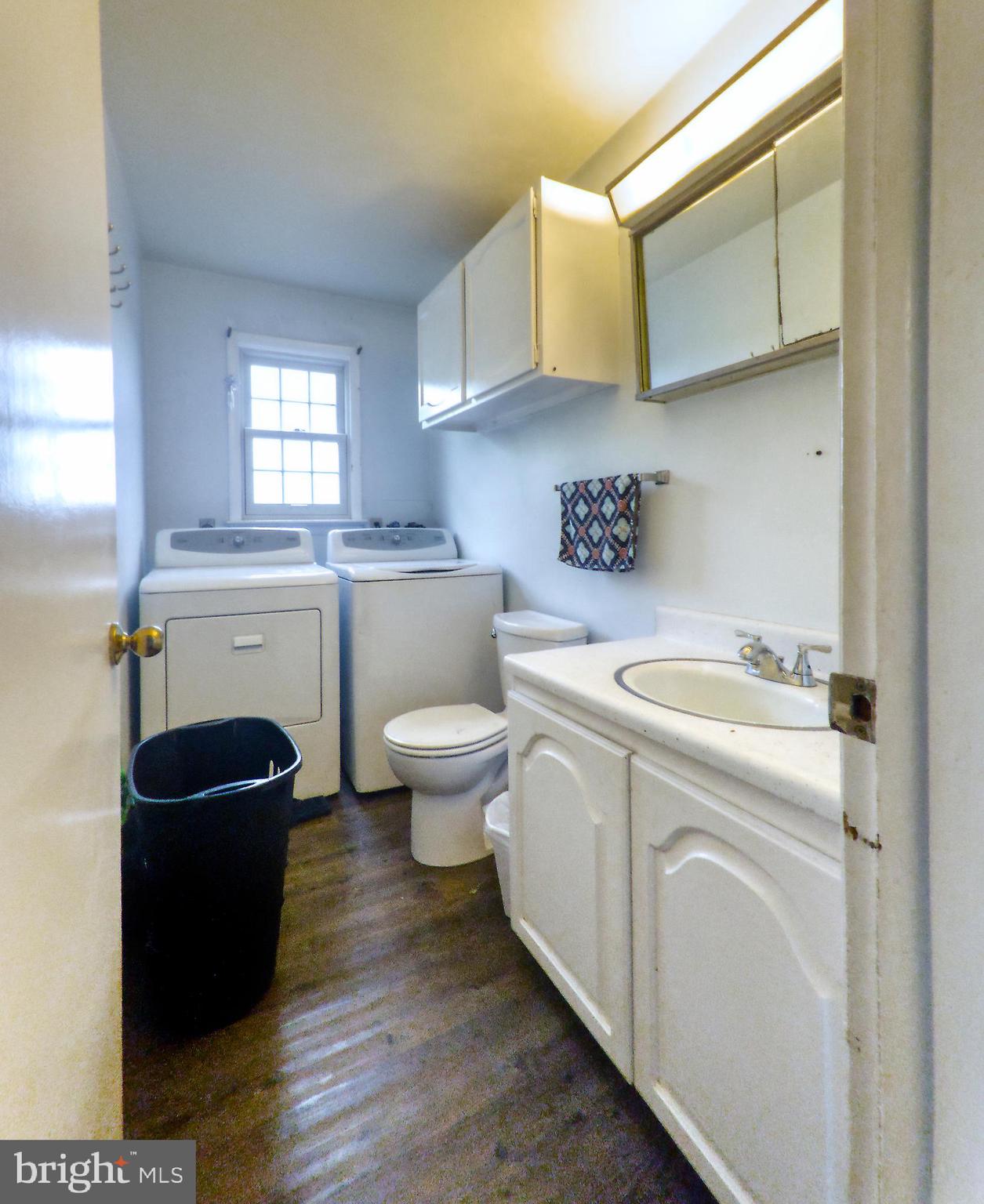 1307 Mapledale Road Elizabethtown, PA 17022 - Photo 9 of 28 Gallery Image 9