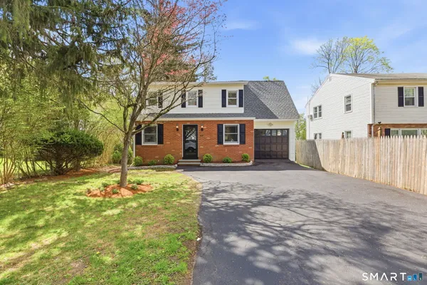 $925,000 | 43 Camp Avenue, Darien, CT 06820