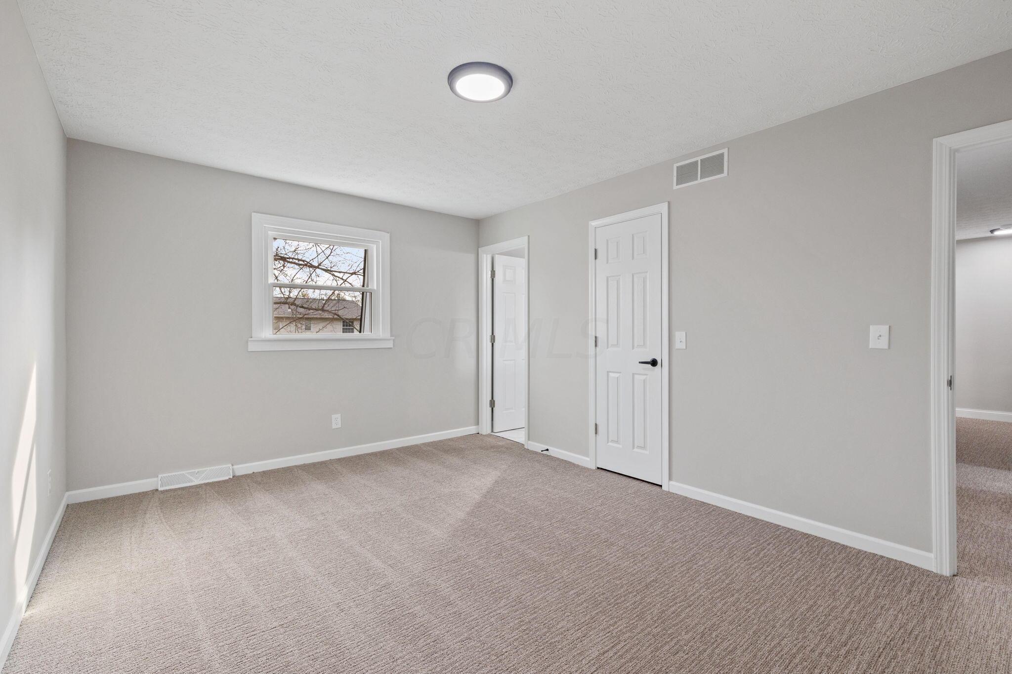 6828 Worthington Galena Road Worthington, OH 43085 - Photo 24 of 32 34-web-or-mls-2023-12-21 6828 Worthingto