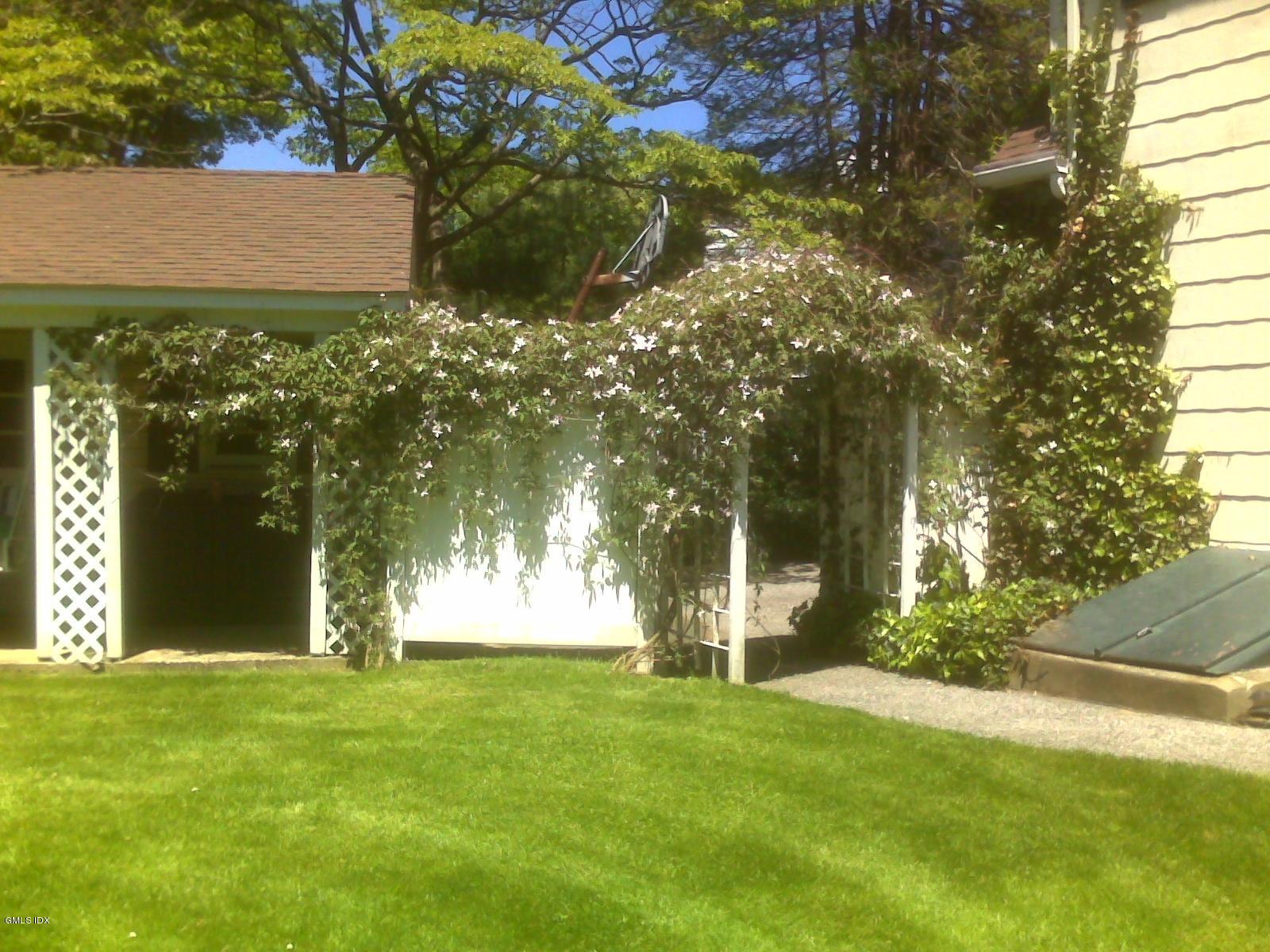 45 Thorn Hill Road Riverside, CT 06878 - Photo 2 of 19 Backyard-Porch