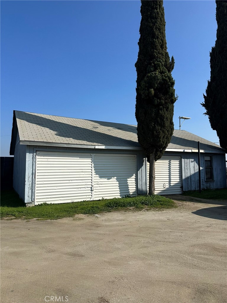 6540 Enos Lane Bakersfield, CA 93314 - Photo 17 of 54