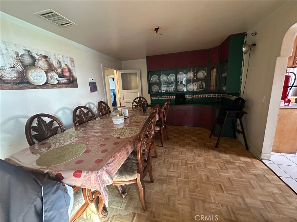 6540 Enos Lane Bakersfield, CA 93314 - Photo 41 of 54