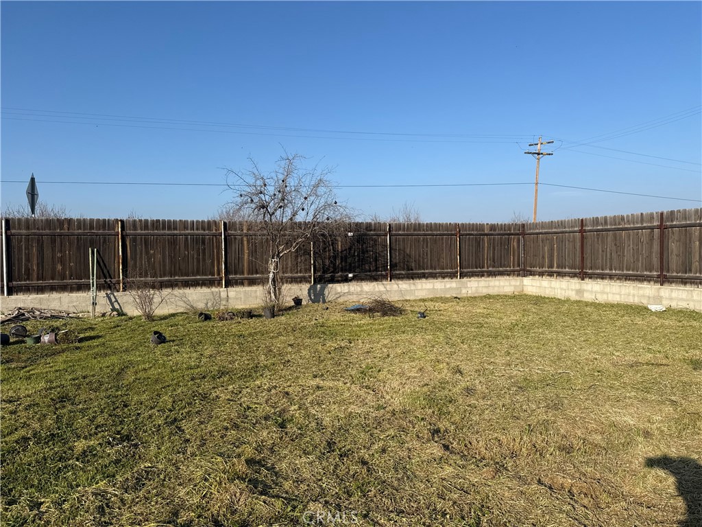 6540 Enos Lane Bakersfield, CA 93314 - Photo 6 of 54