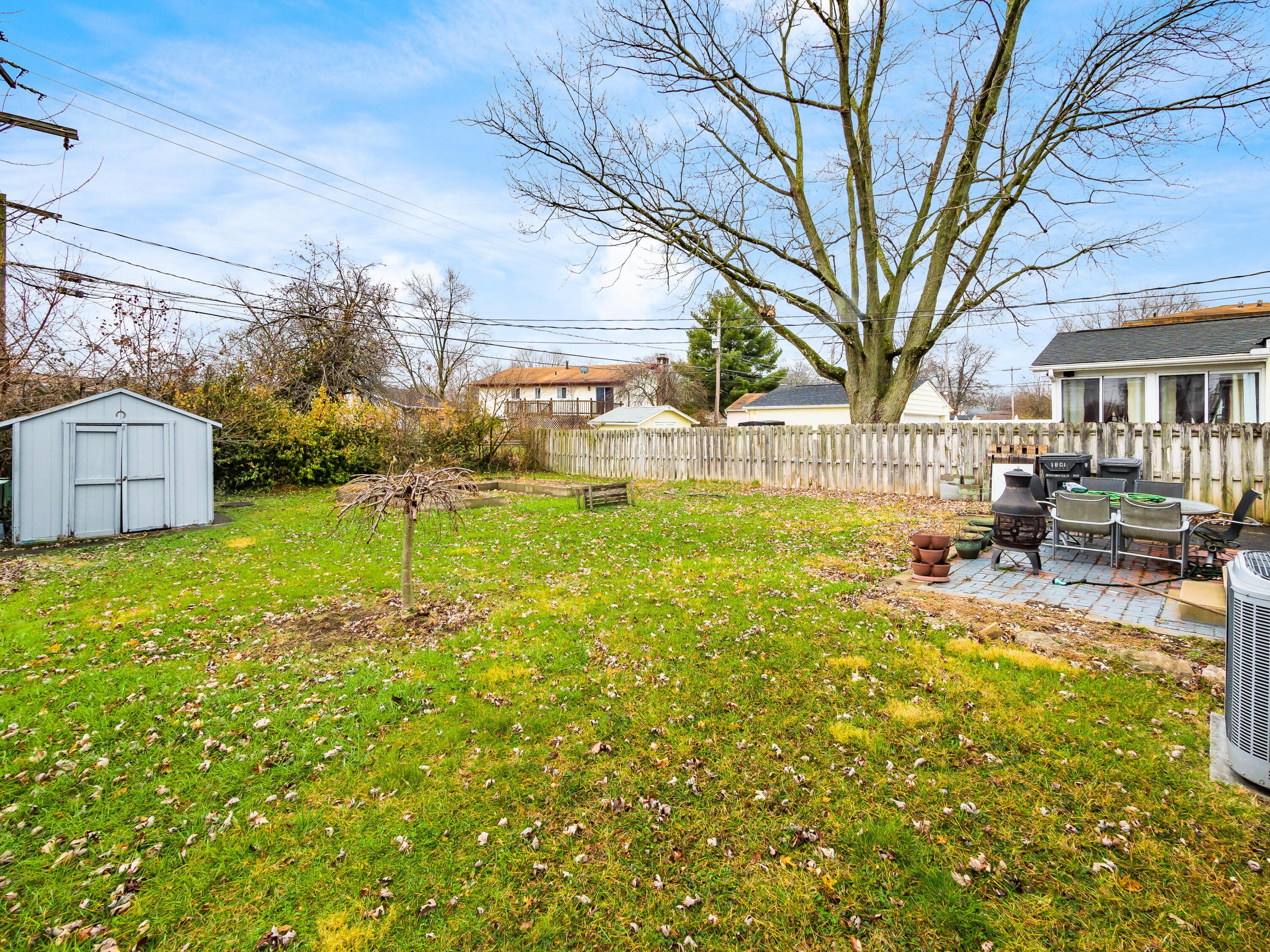 1801 Brookfield Road Columbus, OH 43229 - Photo 42 of 47 N_1801_brookfield_093