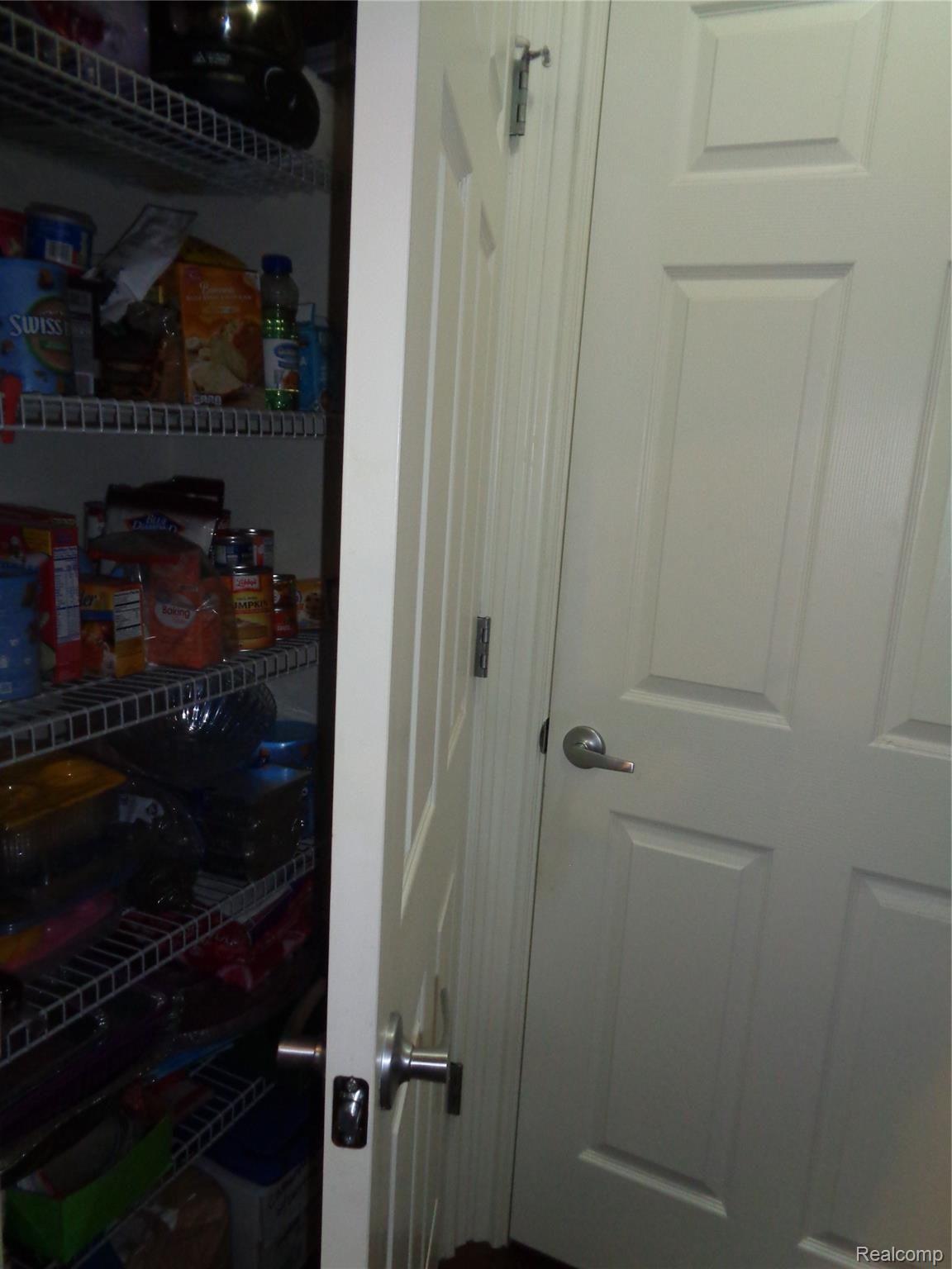 45598 South Stonewood Road Canton, MI 48187 - Photo 64 of 77 DSC04658.JPG