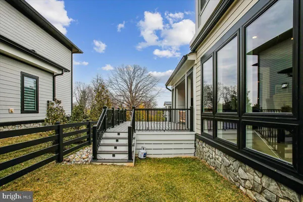 $2,300,000 | 4055 Thornton Street, Annandale, VA 22003