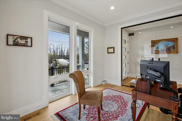 $2,300,000 | 4055 Thornton Street, Annandale, VA 22003