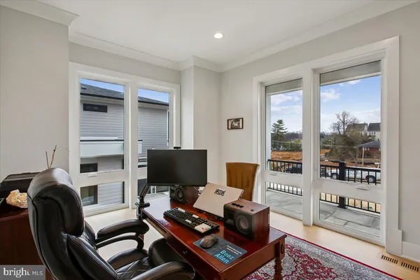 $2,300,000 | 4055 Thornton Street, Annandale, VA 22003