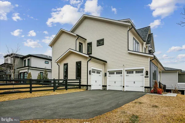 $2,300,000 | 4055 Thornton Street, Annandale, VA 22003