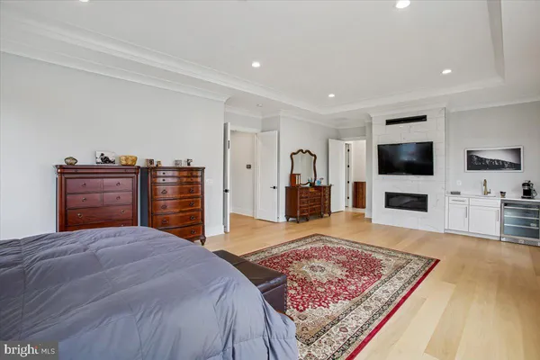 $2,300,000 | 4055 Thornton Street, Annandale, VA 22003