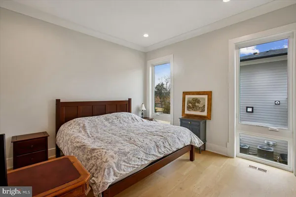 $2,300,000 | 4055 Thornton Street, Annandale, VA 22003